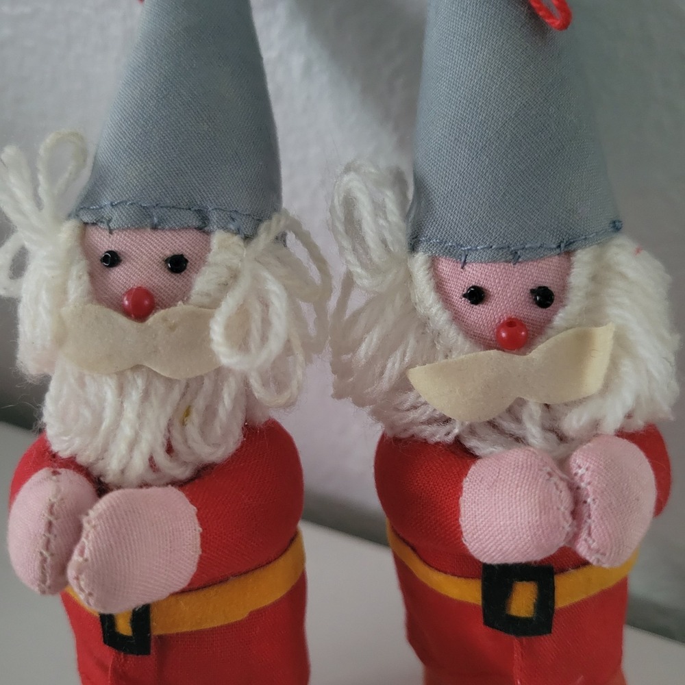 Vtg Posable Santa Claus (2) Handcrafted Stuffed Pixie Yarn Beard Ornament 6" MCM - Picture 4 of 5